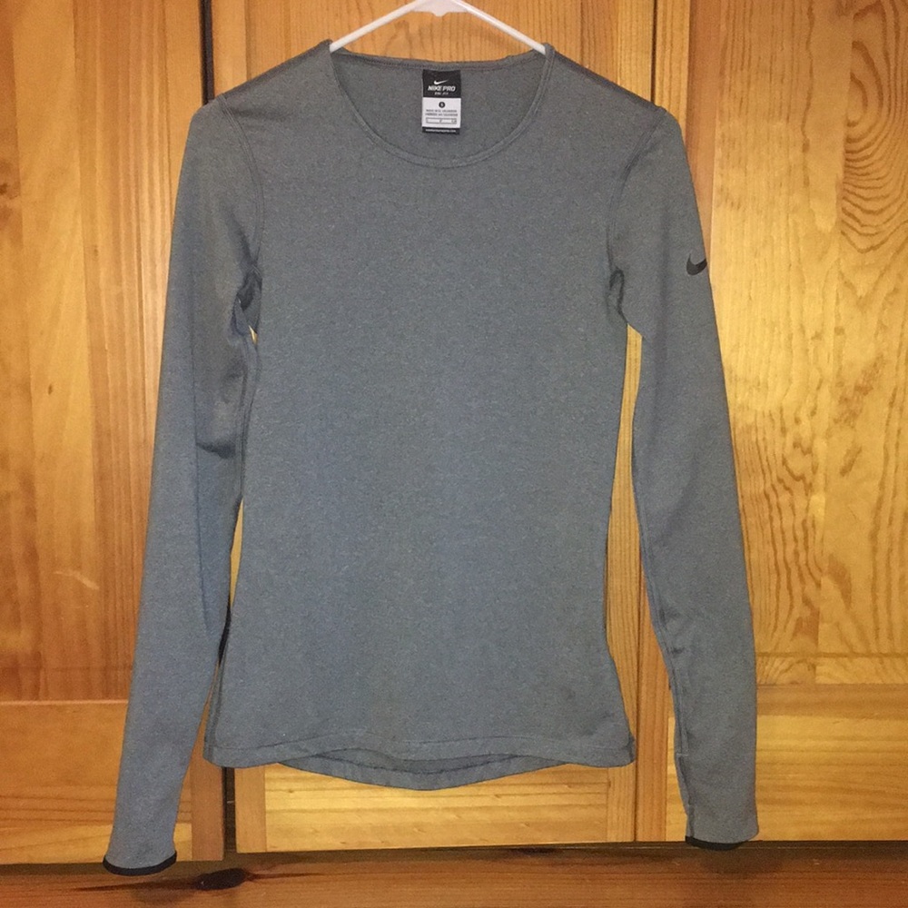 Insulated long sleeve Nike pro top